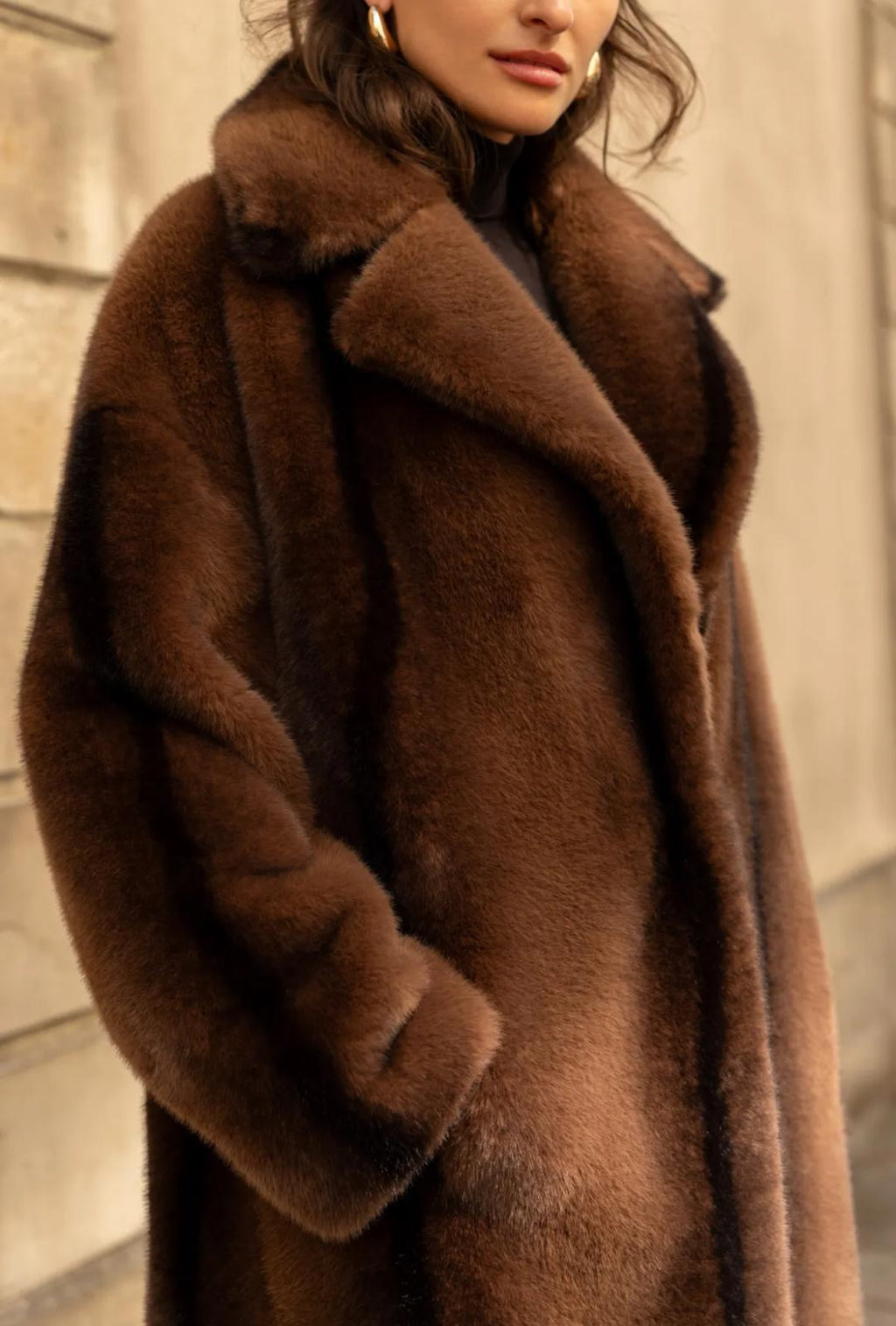 Manteau long effet fourrure