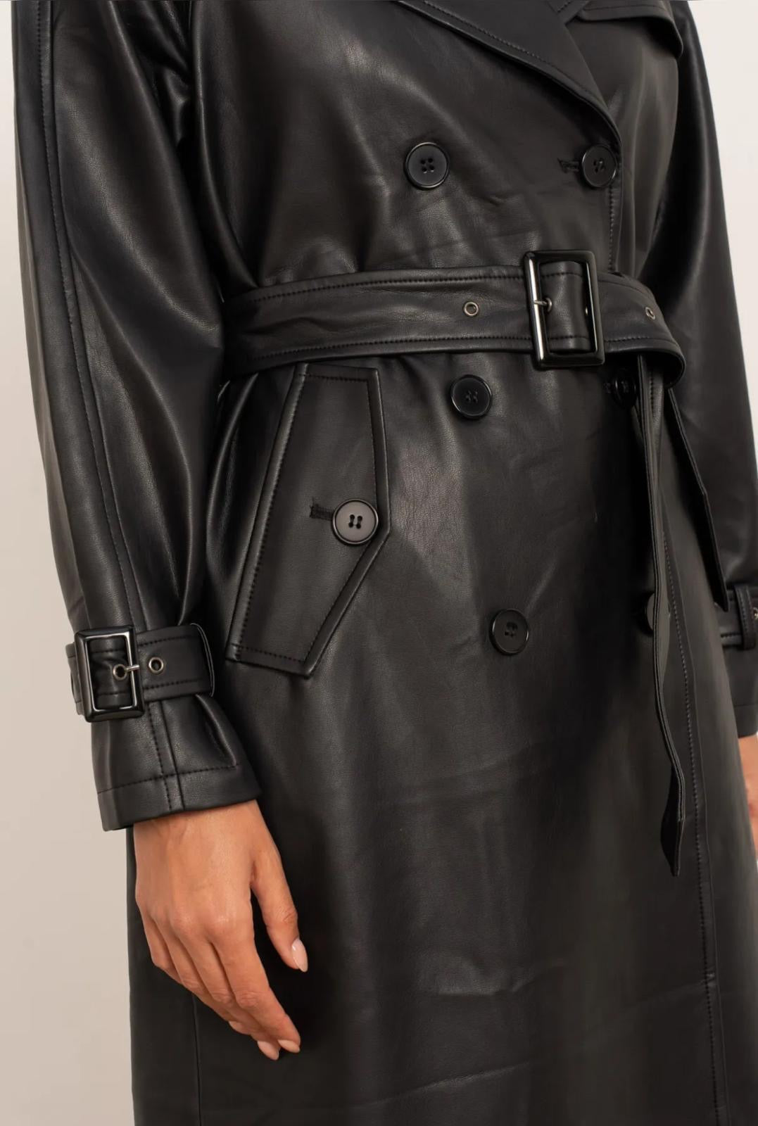 Trench long effet cuir noir