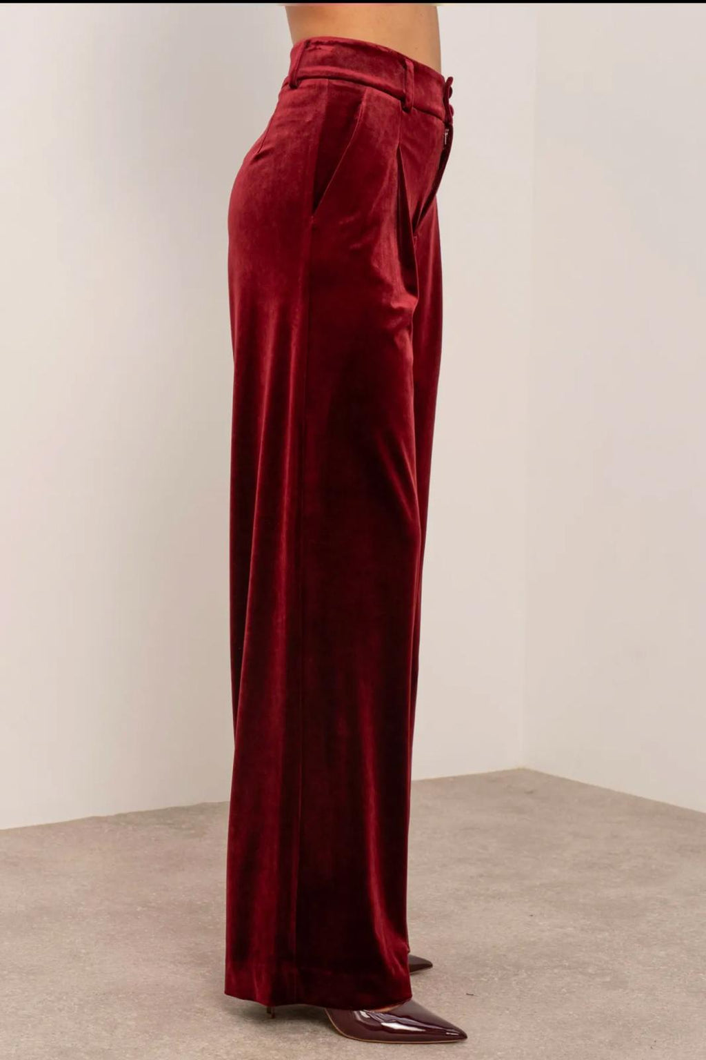 Pantalon Velours Bordeaux Élégance